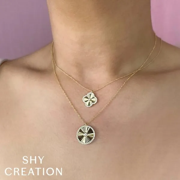Shy Creation Diamond Ribbed Clover Necklace Image 2 Peter & Co. Jewelers Avon Lake, OH