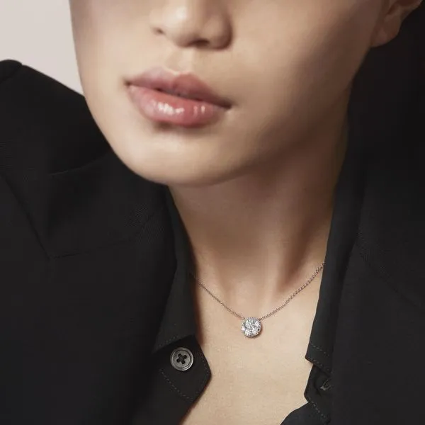 Hearts On Fire Tessa Diamond Circle Pendant, 1ctw Image 3 Peter & Co. Jewelers Avon Lake, OH