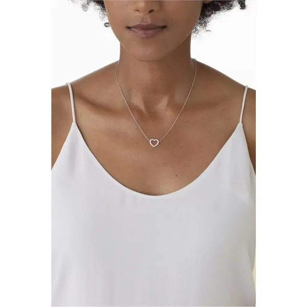 Hearts On Fire Signature Heart Necklace- Medium Image 3 Peter & Co. Jewelers Avon Lake, OH