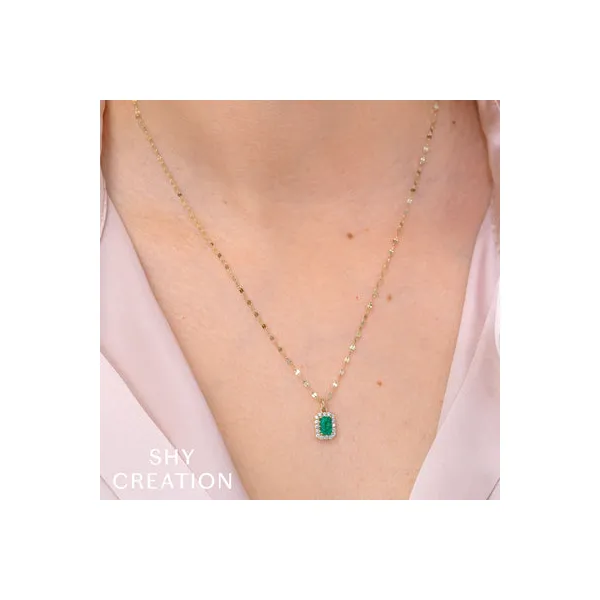 Shy Creation Diamond & Emerald Sparkle Chain Necklace Image 2 Peter & Co. Jewelers Avon Lake, OH