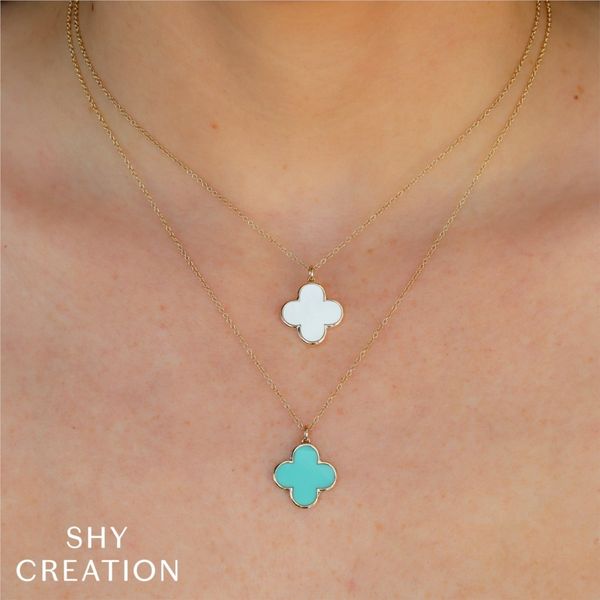 Shy Creation Mother Of Pearl Clover Necklace Image 2 Peter & Co. Jewelers Avon Lake, OH