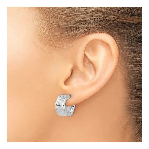 Grooved J-Hoop Earrings Image 3 Peter & Co. Jewelers Avon Lake, OH