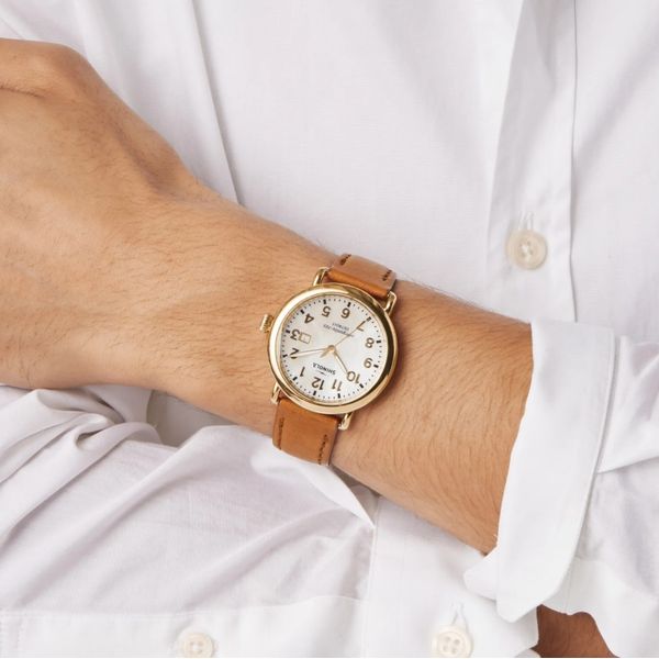 Shinola Runwell 3HD Date Watch 41mm Image 5 Peter & Co. Jewelers Avon Lake, OH