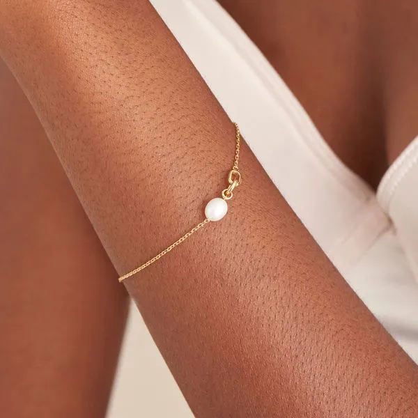 Ania Haie Gold Pearl Link Chain Bracelet Image 2 Peter & Co. Jewelers Avon Lake, OH