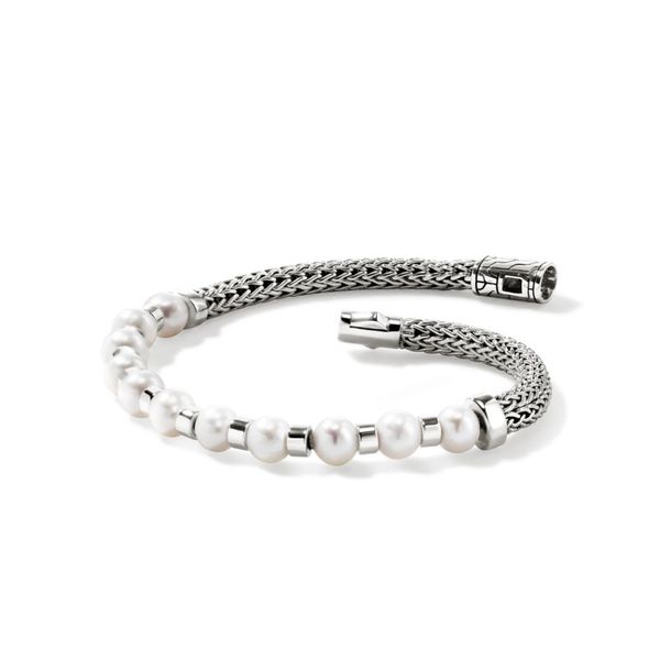 John Hardy Essential Pearl Bracelet Image 3 Peter & Co. Jewelers Avon Lake, OH