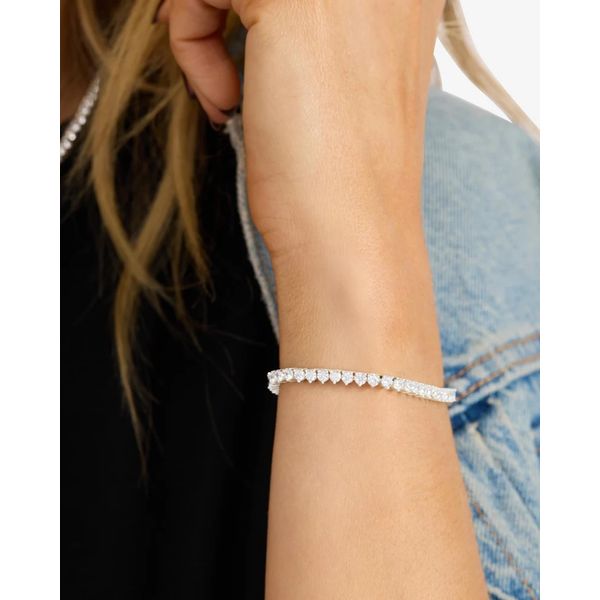 Melinda Maria Not Your Basic Tennis Bracelet Image 2 Peter & Co. Jewelers Avon Lake, OH
