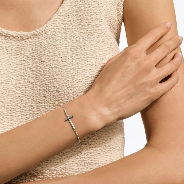 John Hardy Essential Cross Bracelet Image 3 Peter & Co. Jewelers Avon Lake, OH