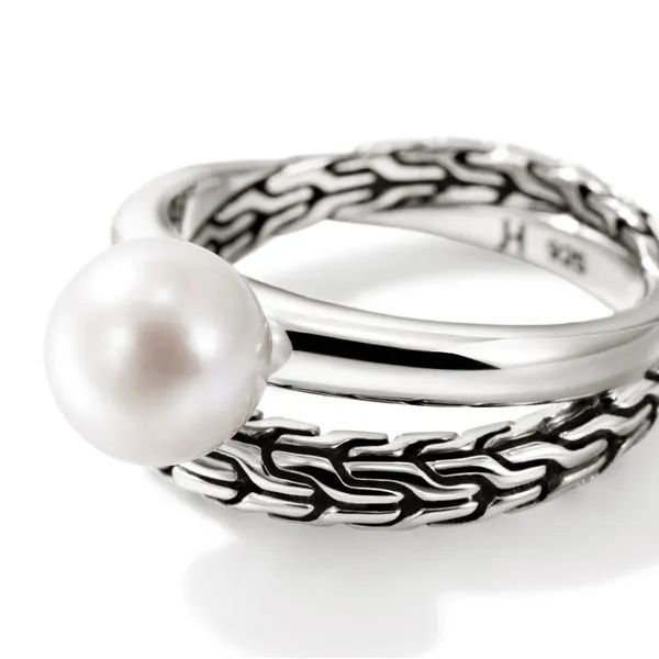 John Hardy Essential Pearl Ring Image 2 Peter & Co. Jewelers Avon Lake, OH