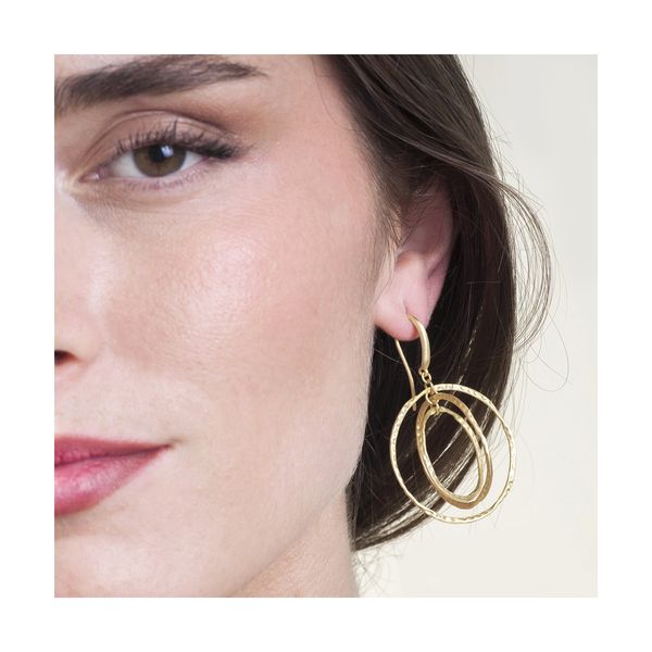 Jorge Revilla Interlinked Open Circle Hook Earrings Image 2 Peter & Co. Jewelers Avon Lake, OH