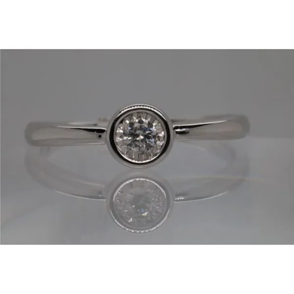 14K White Gold Bezel-Set Miracle Top Solitaire Ring Puckett's Fine Jewelry Benton, KY