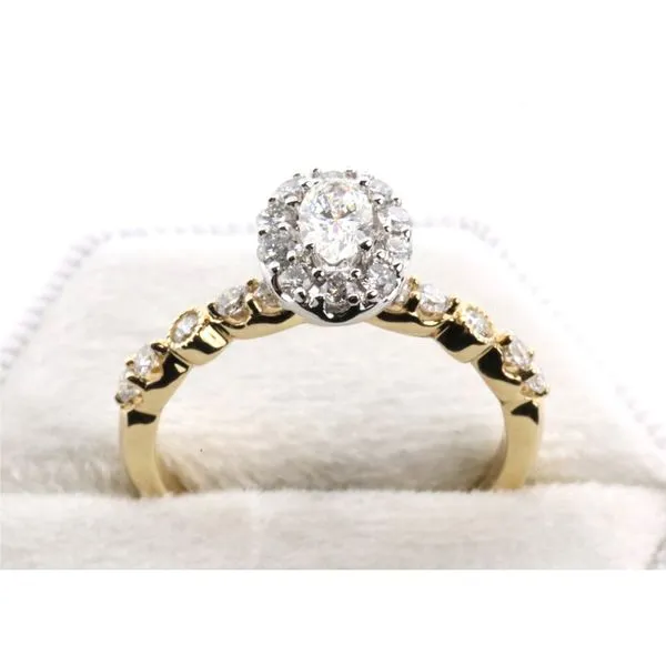 14K Two-Tone Oval Halo Diamond Engagement Ring Image 3 Puckett's Fine Jewelry Benton, KY