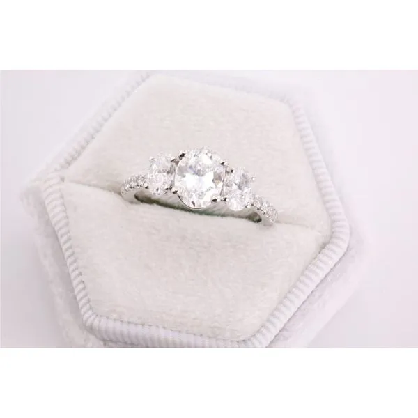 14K White Gold Lab-Grown Diamond Three-Stone Engagement Ring Puckett's Fine Jewelry Benton, KY