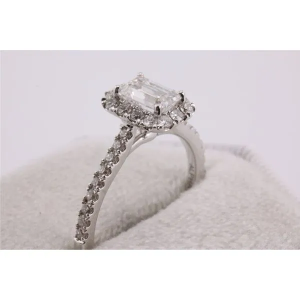 14K White Gold Lab-Grown Diamond Engagement Ring Image 2 Puckett's Fine Jewelry Benton, KY