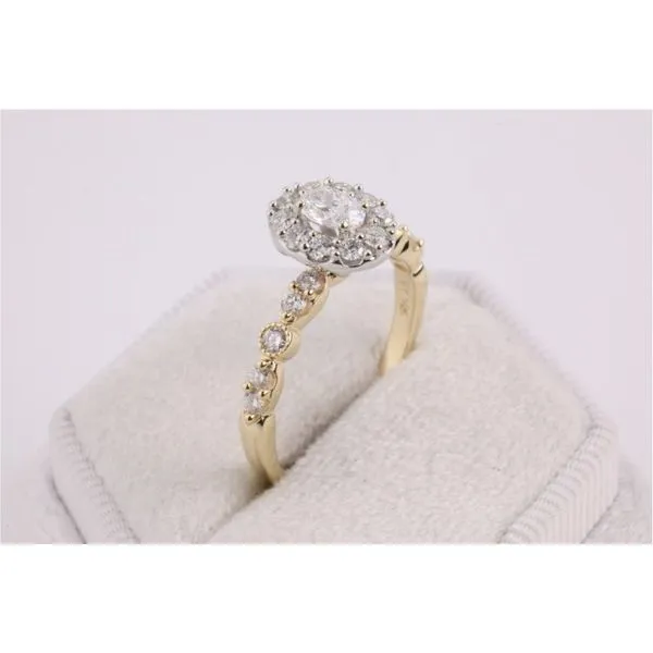 14K Two-Tone Oval Halo Diamond Engagement Ring Image 2 Puckett's Fine Jewelry Benton, KY