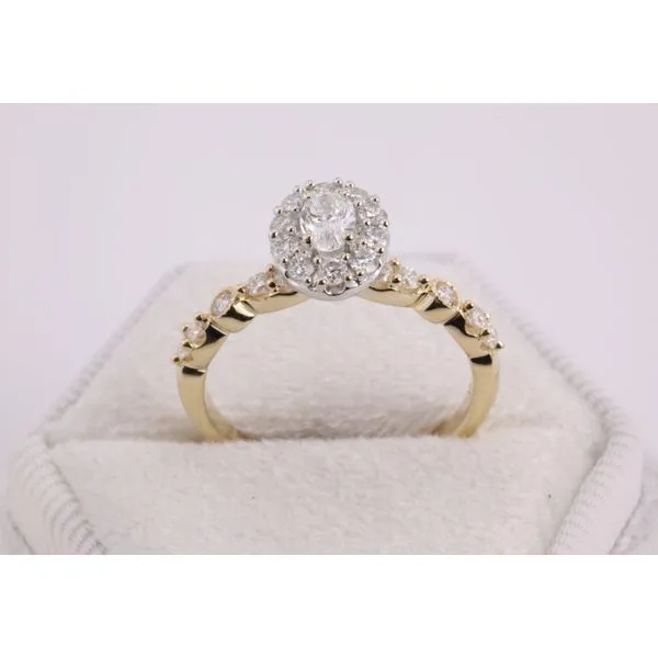 14K Two-Tone Oval Halo Diamond Engagement Ring Image 3 Puckett's Fine Jewelry Benton, KY