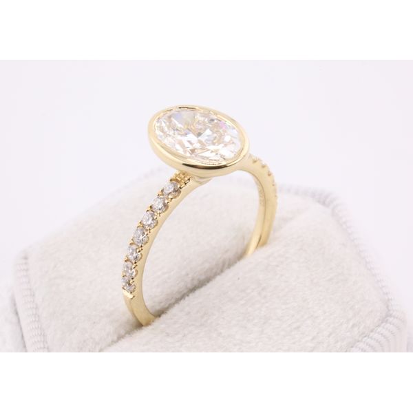 14K Yellow Gold Oval Lab-Grown Diamond Engagement Ring Image 2 Puckett's Fine Jewelry Benton, KY
