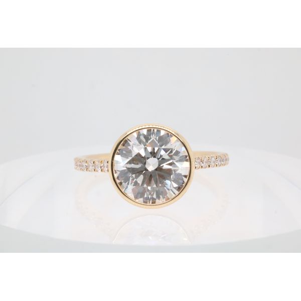 14K Yellow Gold Round Lab-Grown Diamond Engagement Ring Puckett's Fine Jewelry Benton, KY