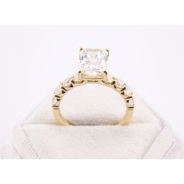 14K Yellow Gold Lab-Grown Diamond Ring Image 3 Puckett's Fine Jewelry Benton, KY