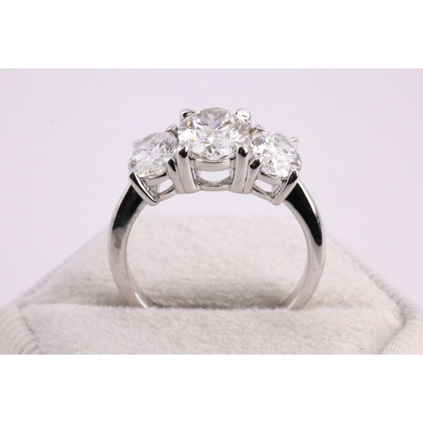14K White Gold Three-Stone Oval Lab-Grown Diamond Ring Image 3 Puckett's Fine Jewelry Benton, KY