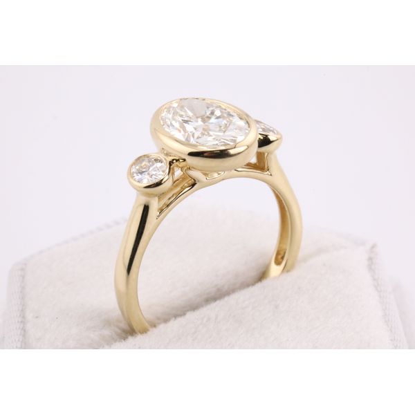 14K Yellow Gold Three-Stone Oval Lab-Grown Diamond Ring Image 2 Puckett's Fine Jewelry Benton, KY