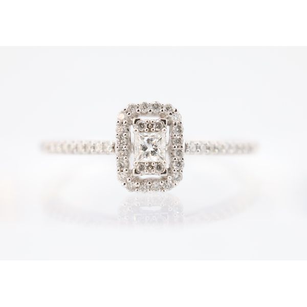 14K White Gold Princess Cut Diamond Halo Engagement Ring Puckett's Fine Jewelry Benton, KY