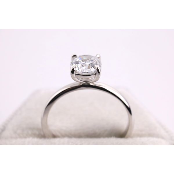 14K White Gold Lab-Grown Round Brilliant Diamond Solitaire Ring Image 3 Puckett's Fine Jewelry Benton, KY