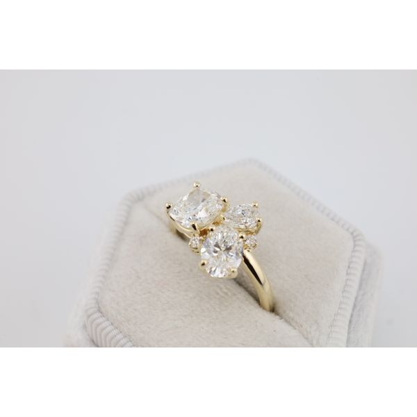14K Yellow Gold Lab-Grown Diamond Five-Stone Cluster Ring Image 2 Puckett's Fine Jewelry Benton, KY
