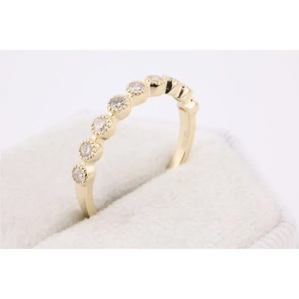 14K Yellow Gold Diamond Band Image 2 Puckett's Fine Jewelry Benton, KY