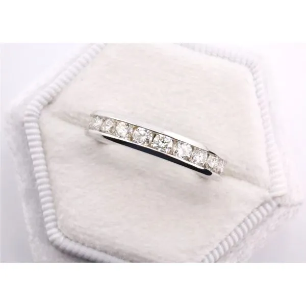 14K White Gold Round Diamond Channel Band Puckett's Fine Jewelry Benton, KY