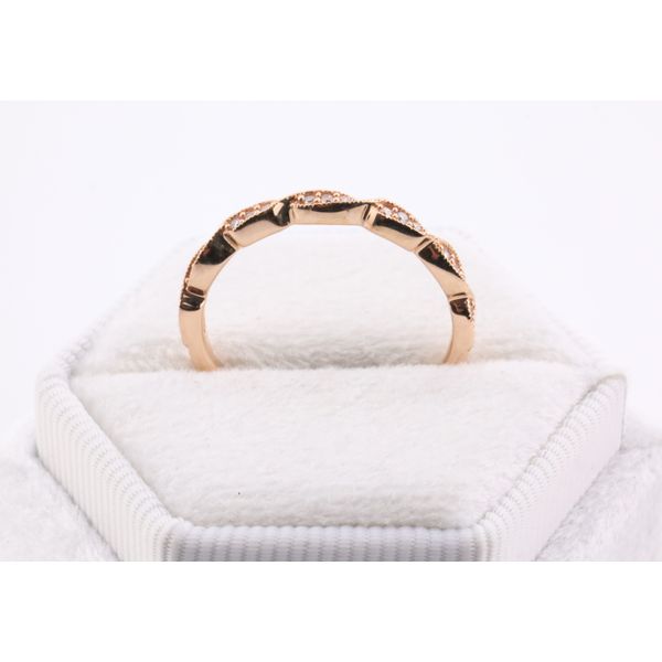 14K Rose Gold Scalloped Diamond Wedding Band Image 3 Puckett's Fine Jewelry Benton, KY