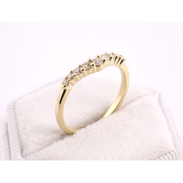 14K White Gold Curved Diamond Band – .25ctw Image 2 Puckett's Fine Jewelry Benton, KY