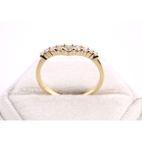 14K White Gold Curved Diamond Band – .25ctw Image 3 Puckett's Fine Jewelry Benton, KY