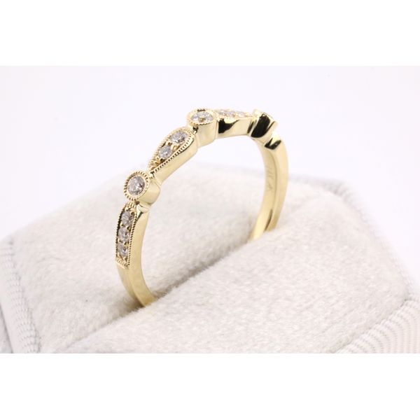 14K Yellow Gold Natural Diamond Milgrain Band Image 2 Puckett's Fine Jewelry Benton, KY