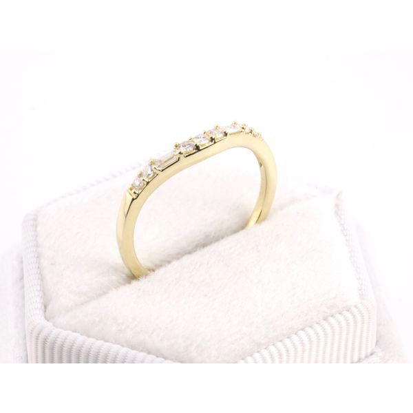14K Yellow Gold Natural Diamond Contour Wrap Band Image 2 Puckett's Fine Jewelry Benton, KY