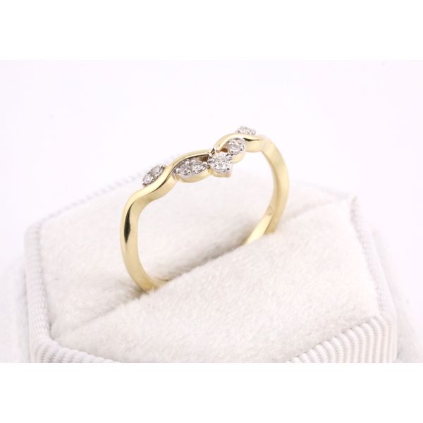14K Yellow Gold Natural Diamond Contour Band Image 2 Puckett's Fine Jewelry Benton, KY