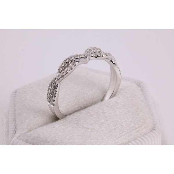 14K White Gold Natural Diamond Twist Chevron Contour Band Image 2 Puckett's Fine Jewelry Benton, KY