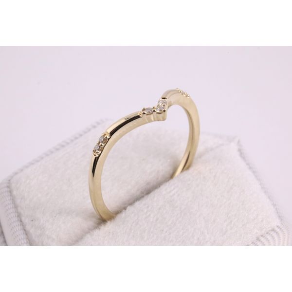 14K Yellow Gold Natural Diamond Chevron Band Image 2 Puckett's Fine Jewelry Benton, KY