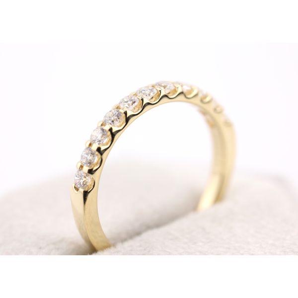 14K Yellow Gold Lab-Grown Diamond Wedding Band Image 2 Puckett's Fine Jewelry Benton, KY
