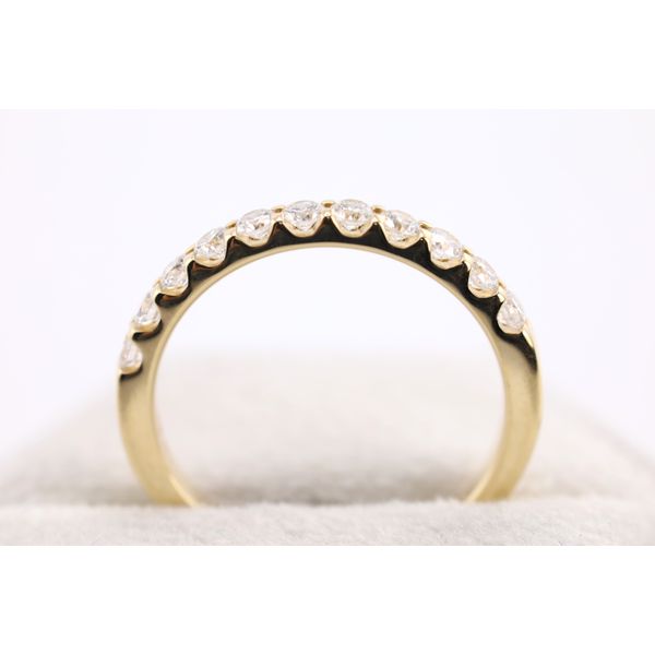 14K Yellow Gold Lab-Grown Diamond Wedding Band Image 3 Puckett's Fine Jewelry Benton, KY