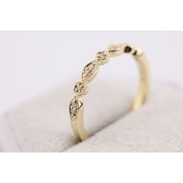 14K Yellow Gold Natural Diamond Milgrain Panel Band Image 2 Puckett's Fine Jewelry Benton, KY
