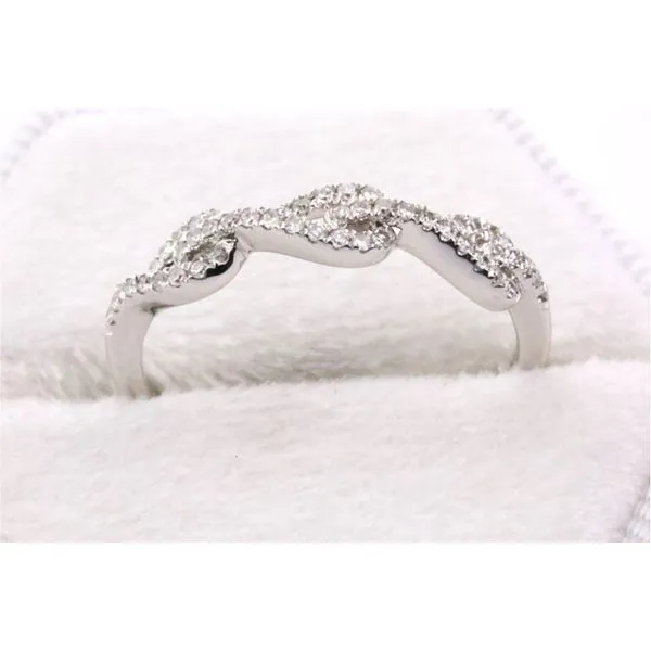 10K White Gold Diamond Fashion Ring Image 3 Puckett's Fine Jewelry Benton, KY