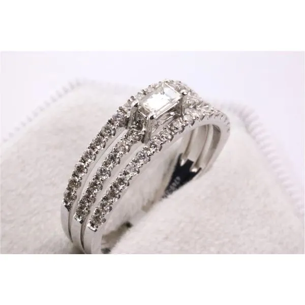 14K White Three Row Diamond Fashion Band Image 2 Puckett's Fine Jewelry Benton, KY