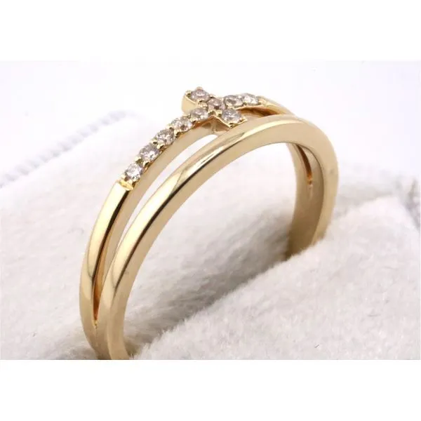14K Yellow Gold East/West Diamond Cross Band Image 2 Puckett's Fine Jewelry Benton, KY