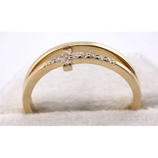 14K Yellow Gold East/West Diamond Cross Band Image 3 Puckett's Fine Jewelry Benton, KY