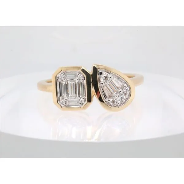 14K Yellow Gold Two-Stone Illusion Ring with Baguette & Round Diamonds Puckett's Fine Jewelry Benton, KY