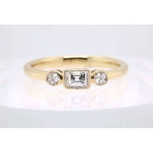 14K Yellow Gold Three-Stone Diamond Ring with Bezel-Set Baguette & Round Diamonds Puckett's Fine Jewelry Benton, KY