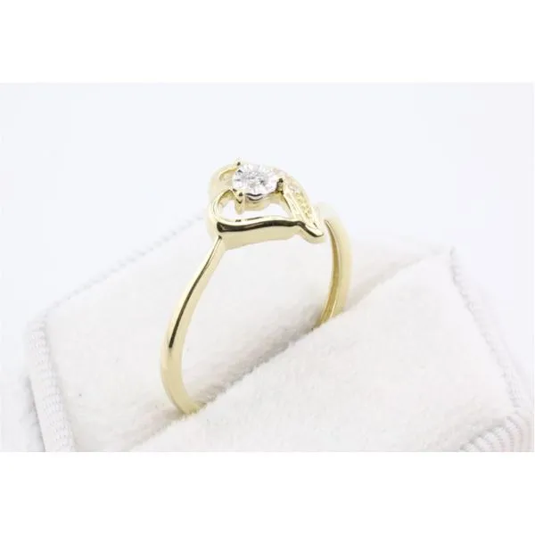 10K Yellow Gold Diamond Heart Ring Image 2 Puckett's Fine Jewelry Benton, KY