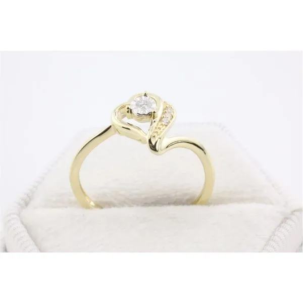 10K Yellow Gold Diamond Heart Ring Image 3 Puckett's Fine Jewelry Benton, KY