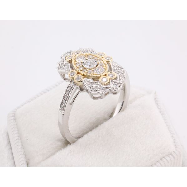14K Yellow & White Gold Vintage-Style Diamond Ring Image 2 Puckett's Fine Jewelry Benton, KY