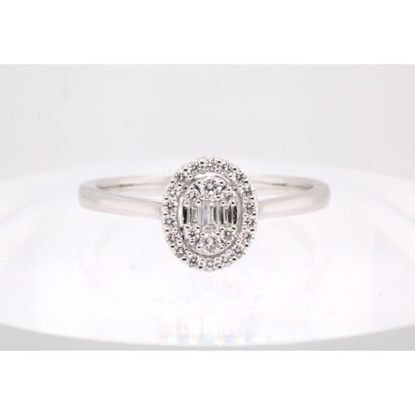 14K White Gold Diamond Ring with Illusion-Set Center & Oval Halo Puckett's Fine Jewelry Benton, KY